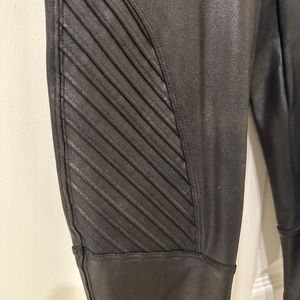 Spanx Moto Leggings (Medium)